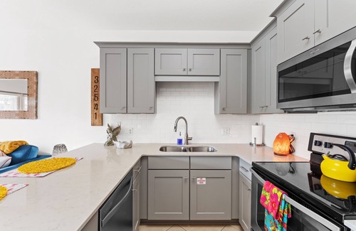 Crystal Beach Condo | Boho Beach Vibes @ Caribbean Dunes,125
