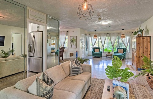 Deerfield Beach Cottage | Boho Chic Home w/ Outdoor Oasis - Near Beach!
