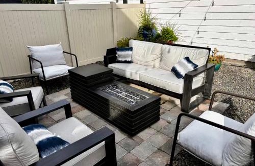 Sunset House | Boise Blue Retreat - North End - Hyde Park - 13 St