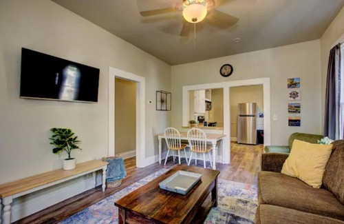 Southeast Boise House | Boise State/Greenbelt 3 bedroom Cottage