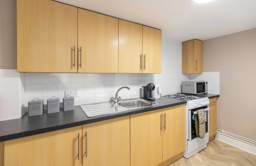 Camden Town with Primrose Hill Apartment | Bold & Vibrant 1-Bedroom Escape in Prime Location!