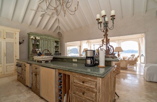 Pointe Milou Villa | Bon Temps (3/6 Rooms)
