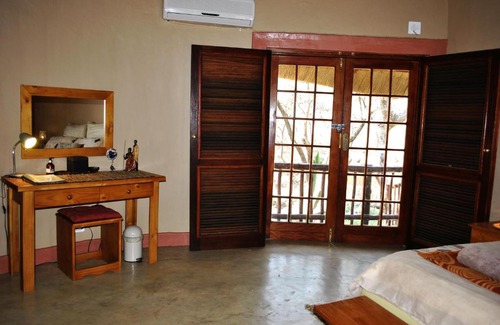 Hoedspruit Cabin | Bona Intaba Game Lodge