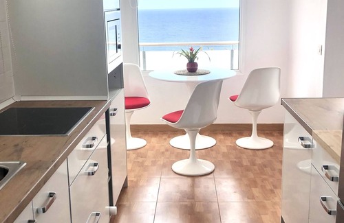 Bajamar Apartment | Bonblet House
