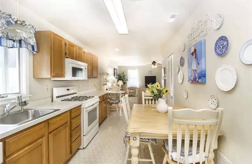 Cape May House | Bond Girl Hideaway