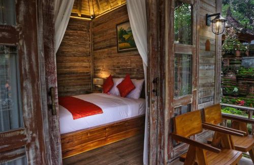 Ubud House | Bongkasa Bali Village Homestay