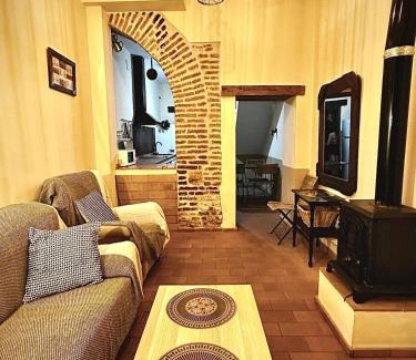 Cazalla De La Sierra Apartment | Bonita casita rural Cazalla de la Sierra