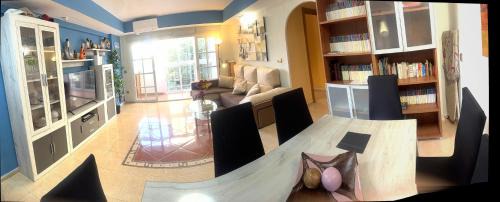 Jardin de la Abadia Apartment | Bonito apartamento céntrico y cerca de la playa.