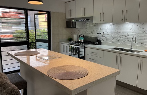 Guadalajara Municipality Apartment | Bonito espacioso departamento localizado en céntrica zona en colonia monumental