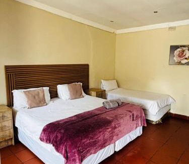 Rustenburg House | Bono Luxury Guesthouse
