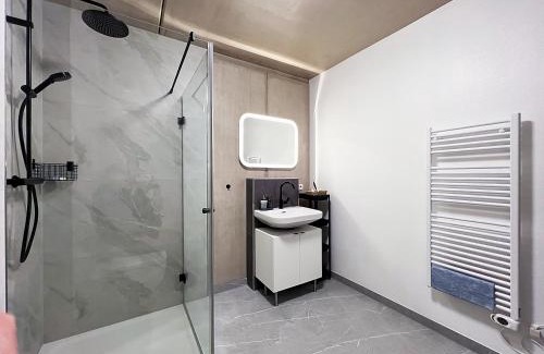 Wachtberg Apartment | bonquartier Design Apartment mit Balkon, Parkplatz