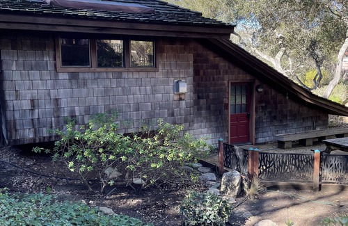 Salinas House | BONUS RATE 3,600 dollars for 3 days or 30 daysn10 minutes to Laguna-Seca Track.