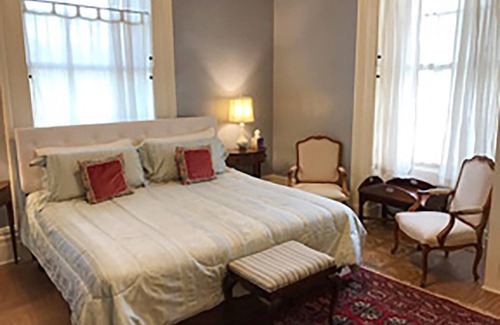 Geneseo Bed & Breakfast | Book 3 units in this National Historic Landmark home in the Village of Geneseo.