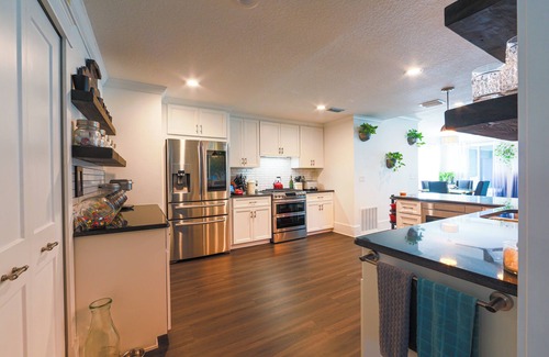 DeLand House | Book Now for Summer 2026! Save 10% when you book 3 Nights