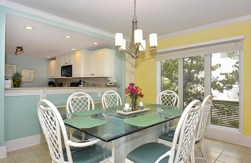 Fenwick Island House | BOOK OPEN JULY WEEKS BEFORE MAY 1 AND GET 10% OFF! Free Golf at Bear Trap Dunes and MORE! Recently remodeled and redecorated located on the Ocean Front.