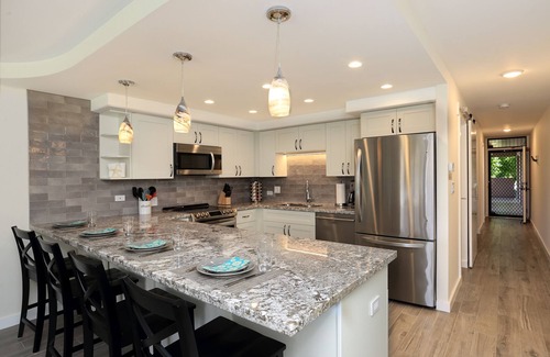 Kihei Condo | Book your Beach vacation, and stay at beautiful oceanview Kamaole Sands 2-206