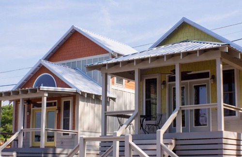 Jacksboro Cottage | Book Your Summer Vacation Here!