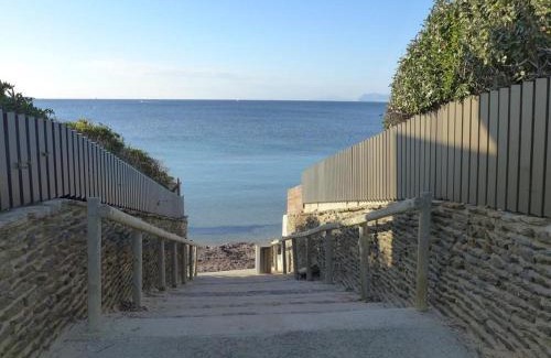 Six-Fours-les-Plages Apartment | Boost Your Immo Studio Six Fours Les Plages Le Mistral 251