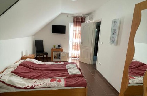 Kiskoroes House | Bor-Vendégház