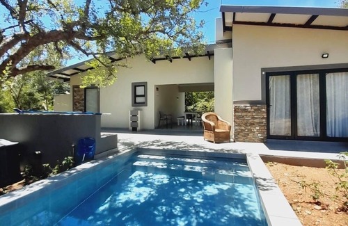 Marloth Park Ski Chalet | Bordering Kruger National Park awaits these luxurious and unique bedsits