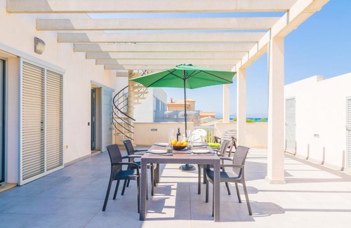 Son Serra de Marina Ski Chalet | Borges