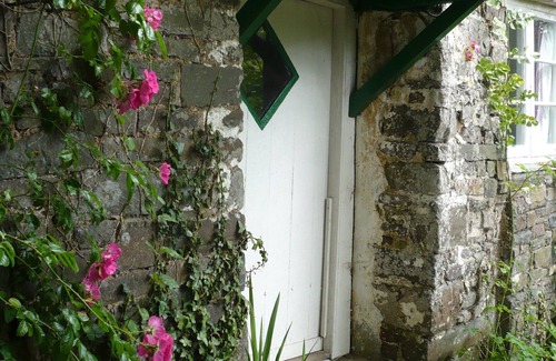 Hartland Cottage | Borrowers' Thatched Cottage in the heart of North Devon's unspoilt countryside