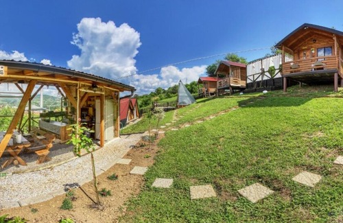 Visoko Cabin | BOSNIAN PYRAMID GLAMPING