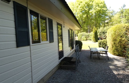 Marum Ski Chalet | Bosrijke omgeving op grens Friesland,Groningen en Drenthe