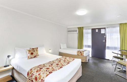 Hamilton Hotel | Botanical Hamilton