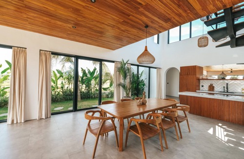 Beraban House | Botanique Villa & Studio