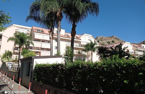 Calatabiano Apartment | Bougainville Residence - Comfort apartment with swimming pool, sports field and games.
