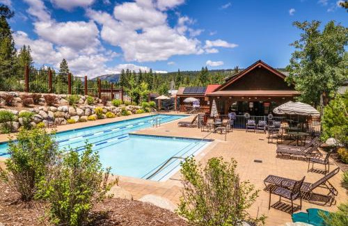 Truckee Apartment | Boulders Hideout
