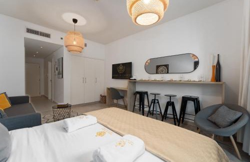 Downtown Dubai Apartment | Boulevard Central Towers Downtown Dubai - By Home Of Choice
