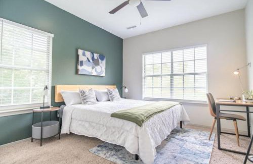 Willow Run Apartment | Boulevard Stays Tranquil 1BR King Suite Pool Parking Gym 04