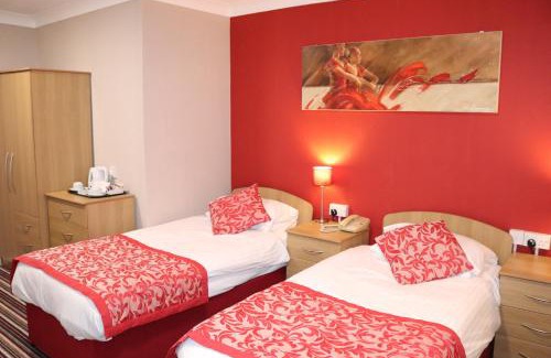 West Cliff Hotel | Bournemouth Sands Hotel