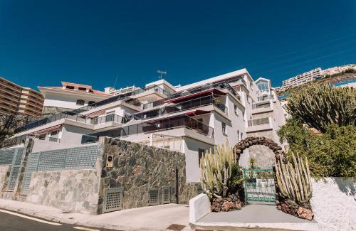 Tabaiba Apartment | Boutique apartment with BBQ terrace and ocean views