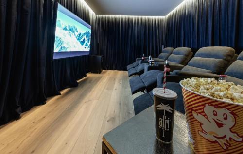 Garmisch-Partenkirchen House | Boutique ChaletS Alpi - Private Sauna & Cinema