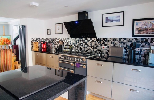 Wells Cottage | Boutique cottage in quite Center of Cathedral city of Wells , Somerset