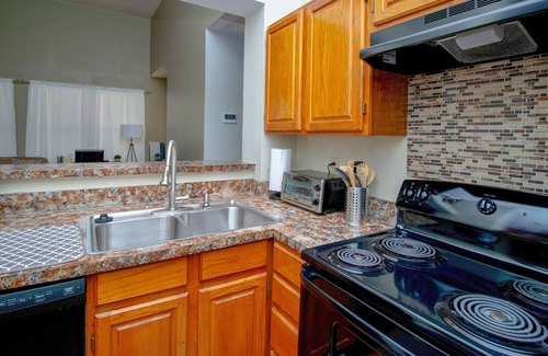 Greensboro House | Boutique Home Made Easy For Traveling Professionals