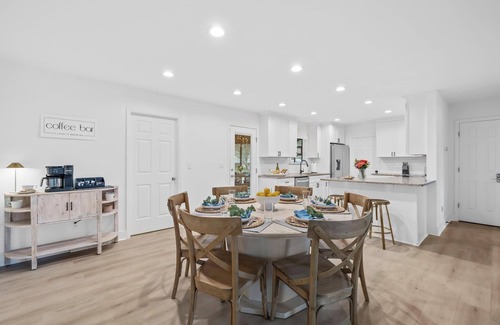 Mayhew House | Boutique Home on Lake Norman, just steps from beach and marina. Sleeps 7+1!