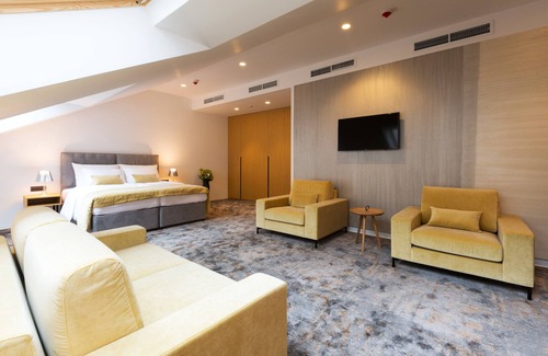 Stari Grad Hotel | Boutique Hotel Museum