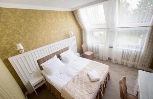 Kamenets-Podol'skiy Hotel | Boutique Hotel Deluxe