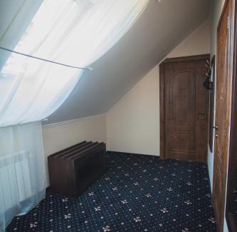 Uzhhorod Hotel | Boutique Hotel Villa P