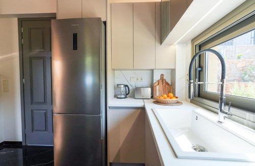 Lefktron Villa | Boutique House Thalassori