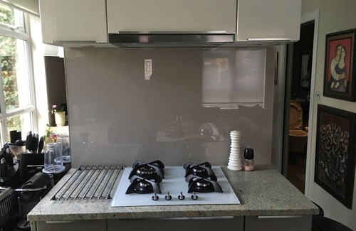 Canonbury Apartment | Boutique Style apartment in popular Zone 1