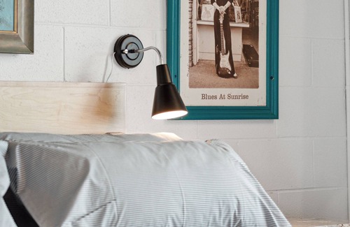Folly Beach Hotel | Boutique Vera Hotel Room 203: King Room in the Heart of Folly Beach