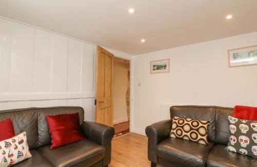 Isle of Portland House | Bowman's Cottage