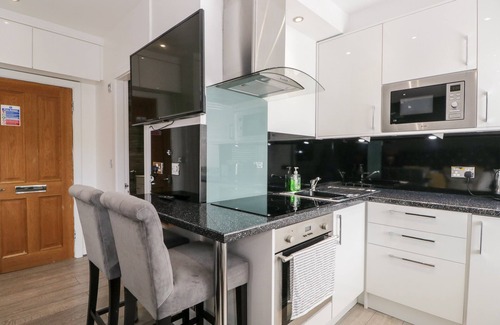 Bowness-on-Windermere Cottage | BOWNESS CENTRAL in Bowness-On-Windermere
