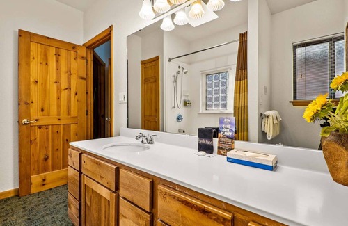 Ouray Hotel | Box Canyon Lodge And Hot Springs