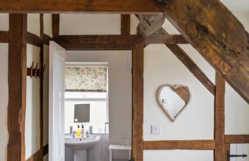 Broadwell House | Box Cottage